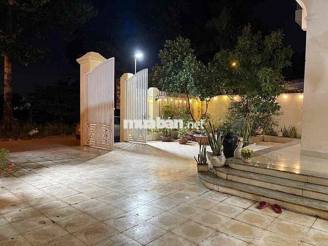 Cho Thuê Villa Mới Lô Góc 2 Mặt Tiền KDC Sông Đà 4 Tầng 7PN-9WC