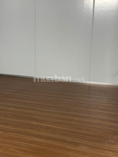 Nhà mặt tiền hẻm 6m, oto ngủ trong nhà ở Lê Văn Lương