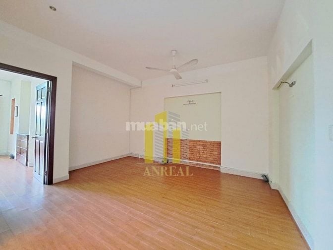 Villa 230m2 Gara 2 Lầu Gần Cầu Sài Gòn Giá 29 Triệu