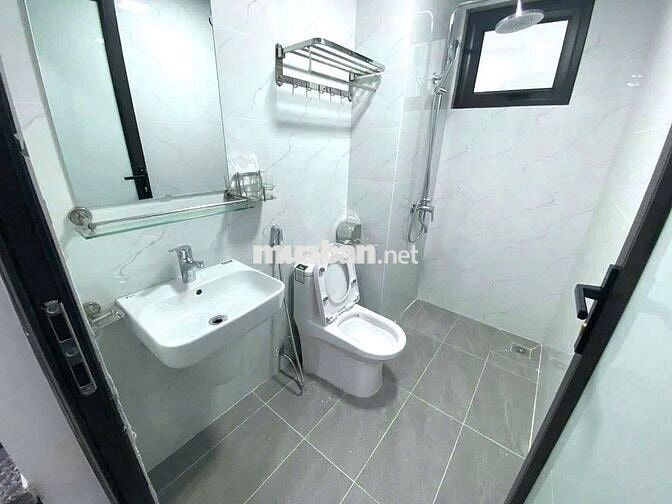 CHO THUÊ CĂN HỘ 1N1K FULL NỘI THẤT BAN CÔNG NGAY TẠI CẦU GIẤY