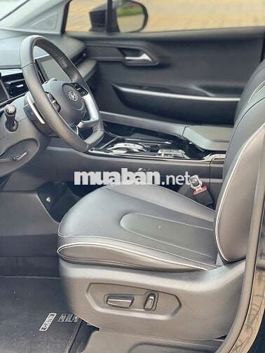 Hyundai Custin 2025 Đặc Biệt 1.5T - 3000 km