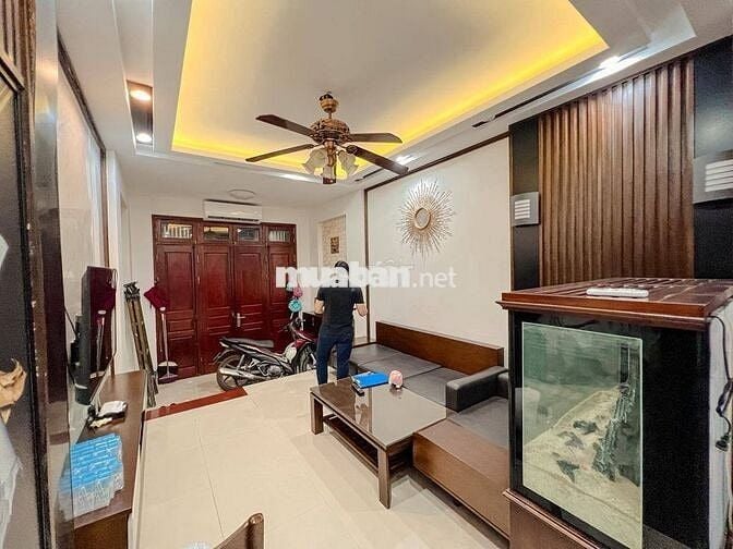 CHÍNH CHỦ CẦN BÁN GẤP, NHÀ NGÕ CHỠ KHÂM THIÊN, NHÀ ĐẸP,KHU DÂN TRÍ CAO