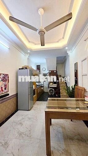 BÁN NHÀ ĐẶNG TIẾN ĐÔNG - ĐỐNG ĐA: 30M², 5 TẦNG - 10M RA Ô TÔ TRÁNH