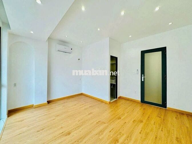 CHO THUÊ VILLA MINI NGANG 6.5m HẺM XE TĂNG 506/3A ĐƯỜNG 3/2, QUẬN 10
