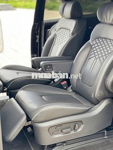 Hyundai Custin 2025 Đặc Biệt 1.5T - 3000 km