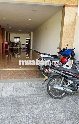 Cho thuê mặt bằng riêng biệt mt 29/3 hòa xuân