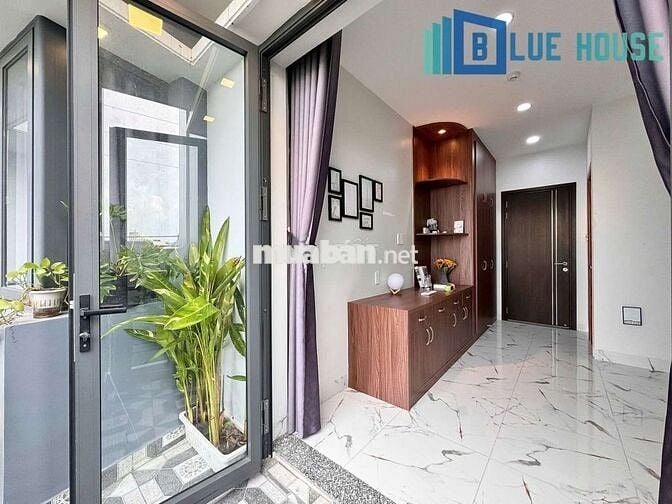 CHO THUÊ PHÒNG DẠNG STUDIO. CÓ BAN CÔNG. TRANG BỊ SẴN ĐẦY ĐỦ NỘI THẤT