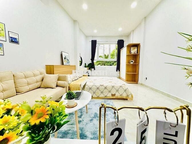 CHDV 1PN – TÁCH BẾP – CỬA SỔ TRỜI LỚN – MÁY GIẶT RIÊNG