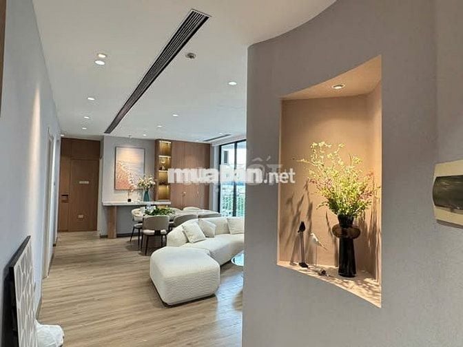 Cho Thuê Căn 3 Ngủ 2 VS Diện Dịch 140.5m2