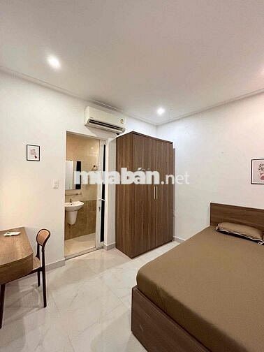 CĂN HỘ 2PN 2WC THANG MÁY HẦM XE BẢO VỆ NGAY KHU SÂN BAY HUFLIT VAA