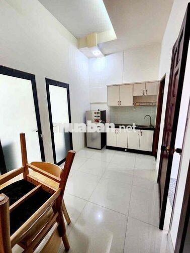 2PN1WC ban công sân phơi, full nội thất, gần ĐH VL,Hutech,Q1,3,GV