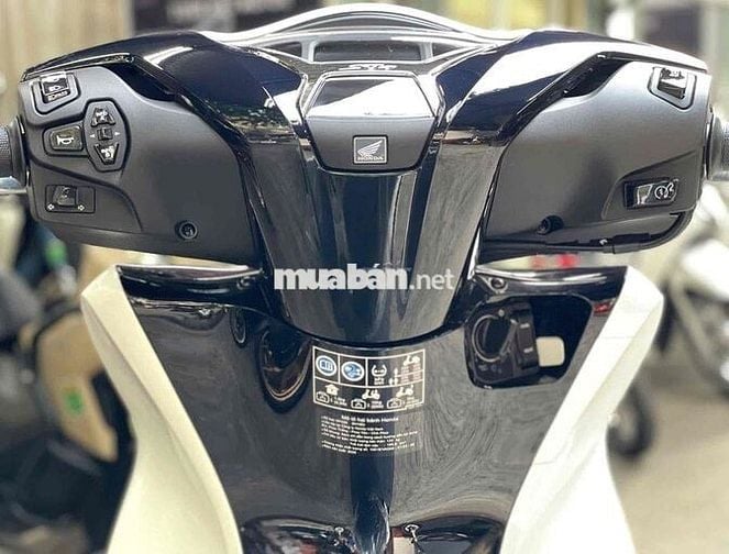 Honda SH 160 ABS 2025 mới