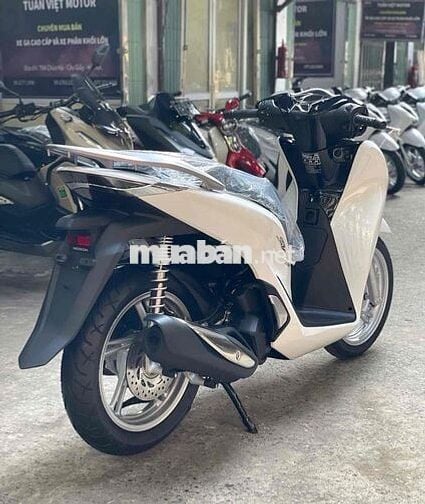 Honda SH 160 ABS 2025 mới