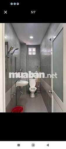 GẤP BÁN NHÀ 3TẦNG QUẬN 7- DT:38M2 - 3PN - SÁT QUẬN 4 - CHỈ HƠN 3T.Ỷ