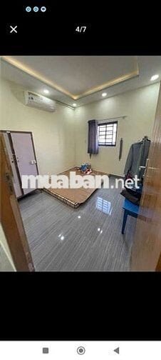 GẤP BÁN NHÀ 3TẦNG QUẬN 7- DT:38M2 - 3PN - SÁT QUẬN 4 - CHỈ HƠN 3T.Ỷ