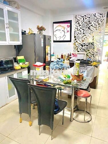 Nhà 3 tầng (dtsd 68M2) 4pn, 5wc, kế bên phạm văn chiêu