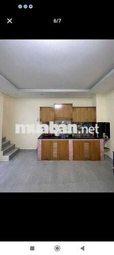 GẤP BÁN NHÀ 3TẦNG QUẬN 7- DT:38M2 - 3PN - SÁT QUẬN 4 - CHỈ HƠN 3T.Ỷ