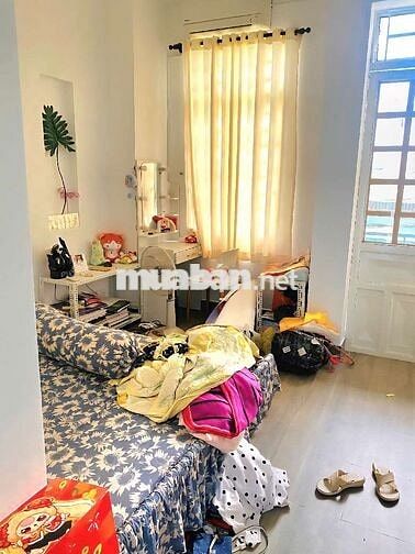 Nhà 3 tầng (dtsd 68M2) 4pn, 5wc, kế bên phạm văn chiêu
