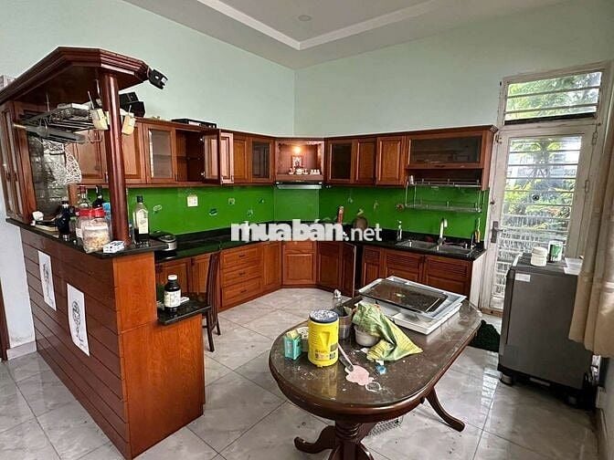 Biệt thự gần cầu sắt qua nguyễn thái sơn