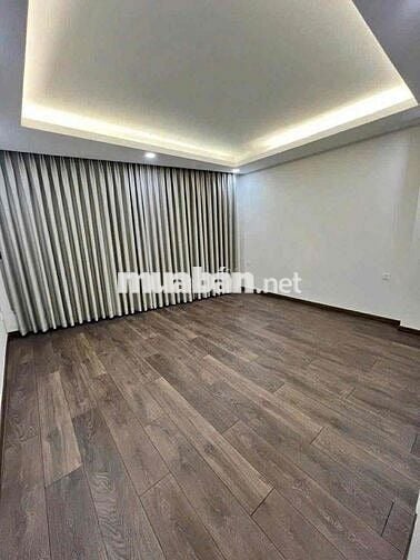 NHÀ ĐẸP ỐP KÍNH - 133B Nguyễn Hồng Đào, Phường 14, Tân Bình