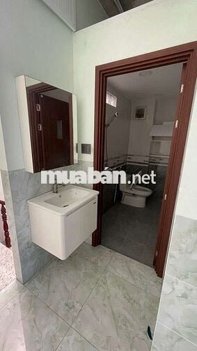 👉Cho thuê nhà 1trệt 2lầu 3pn.3wc 1bếp DT 5X16