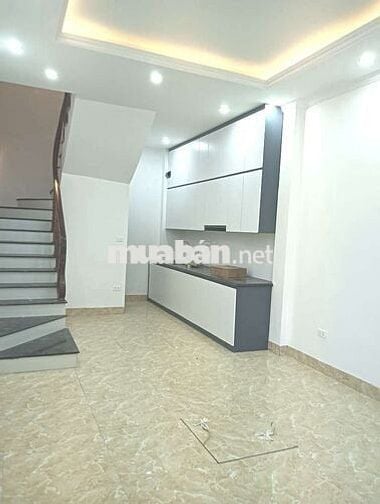 Bán nhà gần hvcs-- oto đỗ cửa- hơn 5 tỉ Bán nhà gần hvcs-- oto đỗ cửa- hơn 5 tỉ