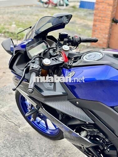 Yamaha R15v3 đẹp zin keng ,lướt odo 4k8