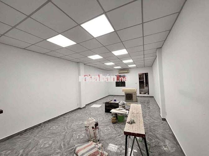CHO THUÊ NHÀ HẺM XE HƠI TRẦN ĐÌNH XU THUẬN TIỆN KINH DOANH - QUẬN 1