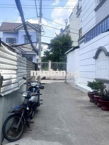 ĐẦU TƯ HOẶC CHO THUÊ, NHÀ MỚI, NHÀ BÈ, 3 TẦNG, 60m2, OTO ĐẬU TRƯỚC NHÀ