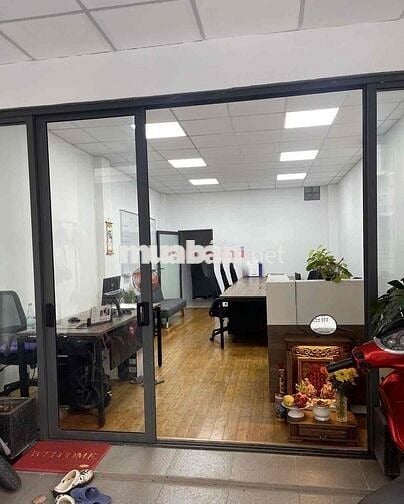 CHO THUÊ NHÀ HẺM XE HƠI TRẦN ĐÌNH XU THUẬN TIỆN KINH DOANH - QUẬN 1