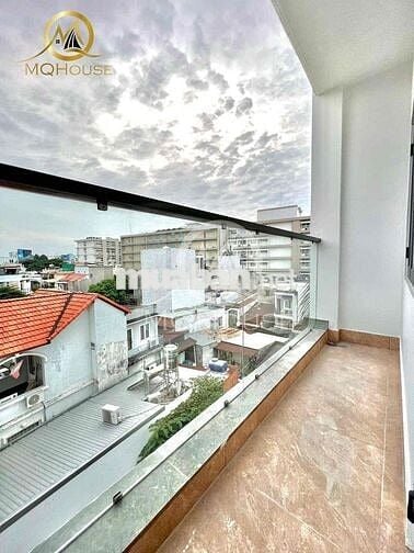 Chuỗi căn hộ Studio ban công cửa sổ ngay gần Etown Cộng Hoà -Nhà Ga T3