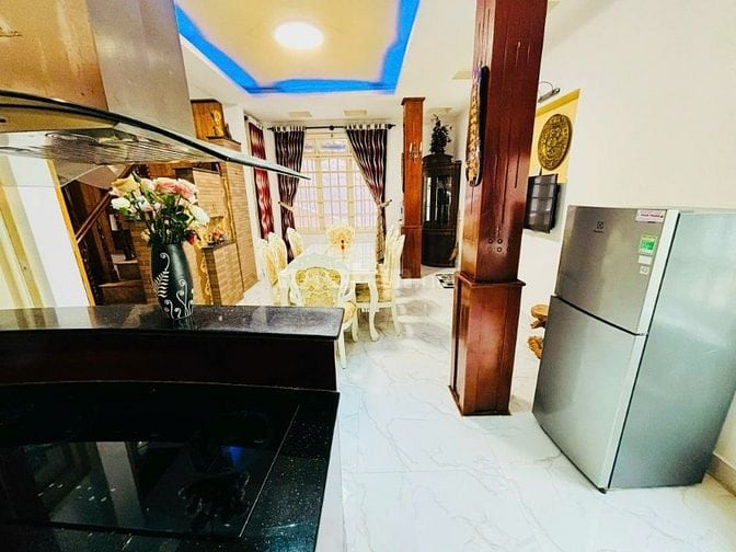 BÁN BIỆT THỰ SÂN VƯỜN TRUNG TÂM ĐÀ LẠT