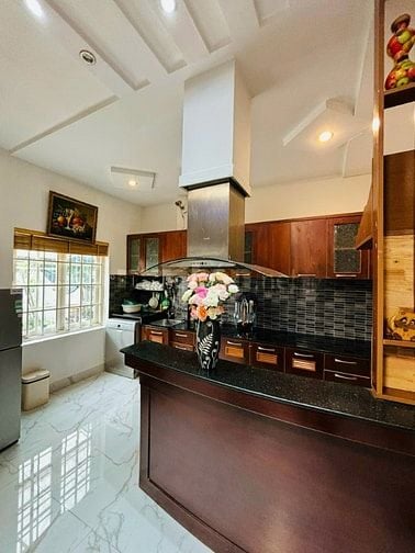 BÁN BIỆT THỰ SÂN VƯỜN TRUNG TÂM ĐÀ LẠT