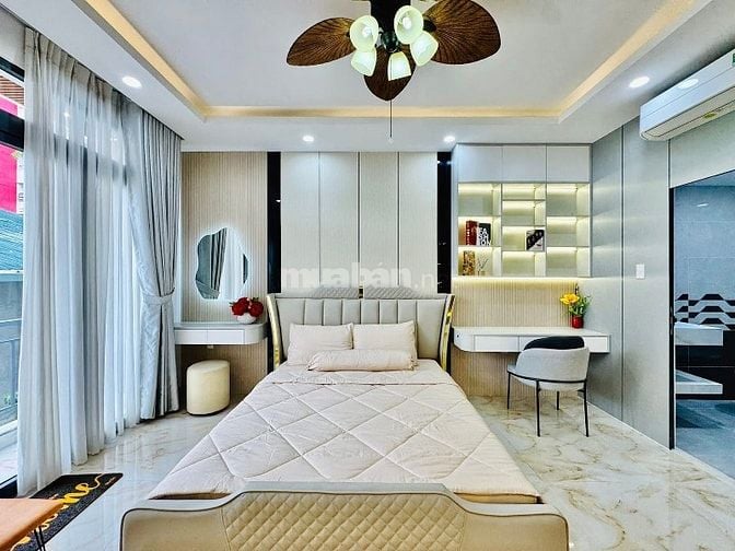 KHU VIP!!! ⭐️Nhà 5 Lầu tuyệt đẹp THANG MÁY Cao cấp hẻm 7m Phan HuyÍch 