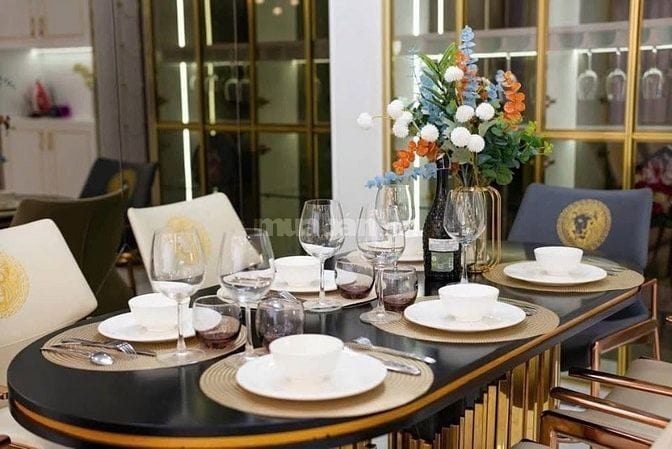 Bán gấp CH 60m2/2 TỶ4 ,full NT, dọn ở ,vay 80%.View MT Phạm Văn Đồng .