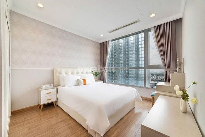 Bán gấp CH 60m2/2 TỶ4 ,full NT, dọn ở ,vay 80%.View MT Phạm Văn Đồng .