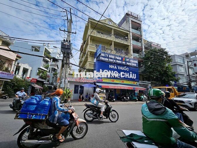 BÁN NHÀ THUỐC TÂY LONG CHÂU ĐC: 26-28 NGUYỄN CỬU VÂN 9×22M HĐT 220 TR