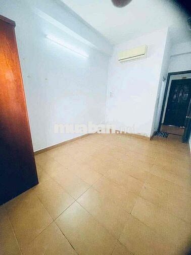 Pass phòng trọ đầu tháng 11 dọn vô