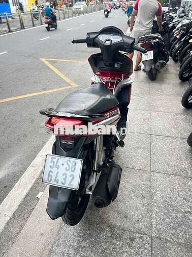 Honda air blade FI 2010 mới 90% Bstp chính chủ