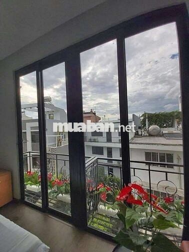 Studio Cao Cấp Tràn Ngập Ánh Sáng