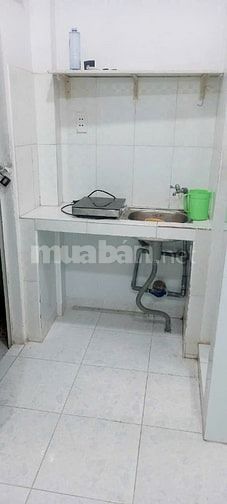 Phòg lầu 1,sạch đẹp,ML PANASONIC,giờ tự do,tiện đi lại,gần chợ PhúLâm