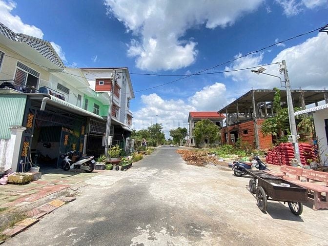 Bán nhanh căn nhà chính chủ ở Trung Lập Hạ giá 750tr 