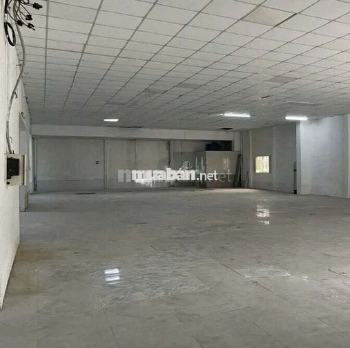 CHO THUÊ KHO,XƯỞNG 300M² GIÁ 22TR/T, Đ XE CÔNG PHAN VĂN HỚN