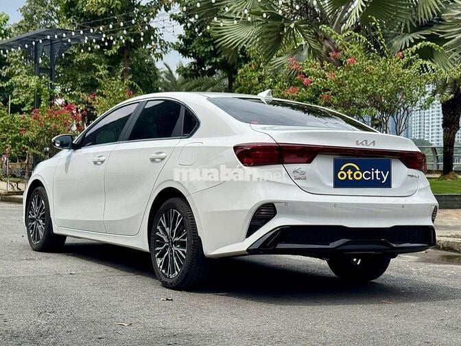 Kia K3 Premium 2024 - Màu trắng -1vkm