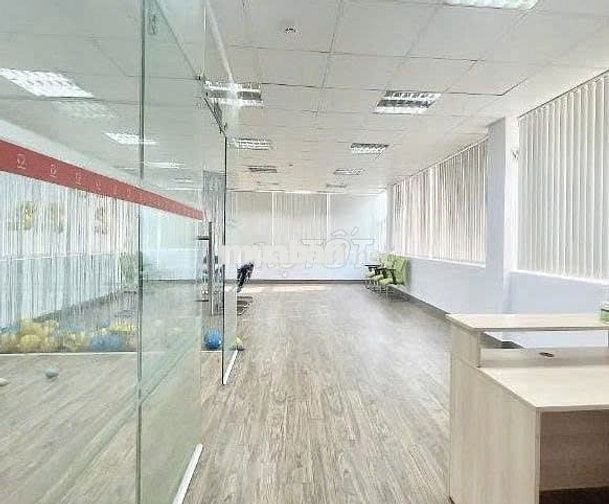 Cho thuê Nhà nguyên căn đường Ba Tháng Hai Quận 10