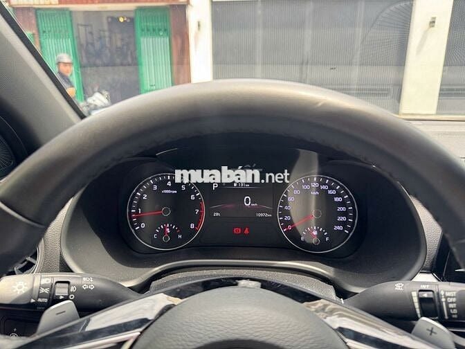 Kia K3 Premium 2024 - Màu trắng -1vkm