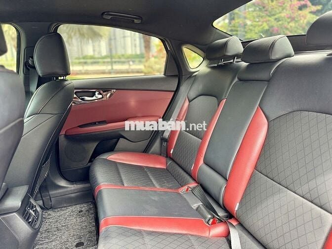 Kia K3 Premium 2024 - Màu trắng -1vkm