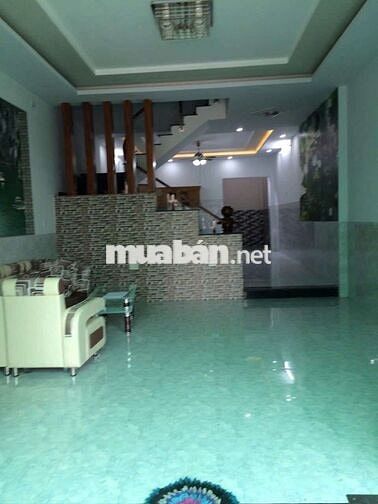 Cho thuê nhà 1 Trệt 2 Lầu 105M trong Trung tâm hành chính Dĩ An