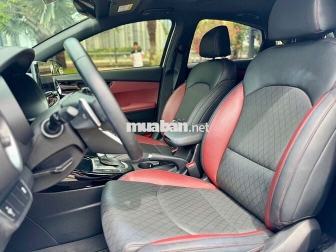 Kia K3 Premium 2024 - Màu trắng -1vkm