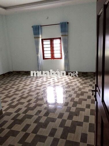 Cho thuê nhà 1 Trệt 2 Lầu 105M trong Trung tâm hành chính Dĩ An